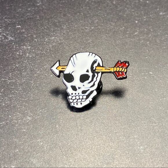 Skull & Arrow Enamel Pin/ Brooch Lapel - Picture 2 of 6